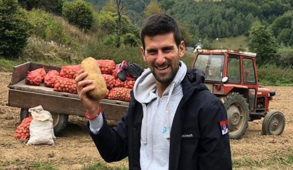Kako je Novak Đoković pomagao u vadjenju krompira